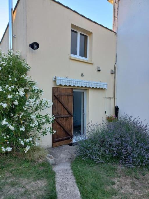 Maisonnette Marine Landeronde Exteriér fotografie